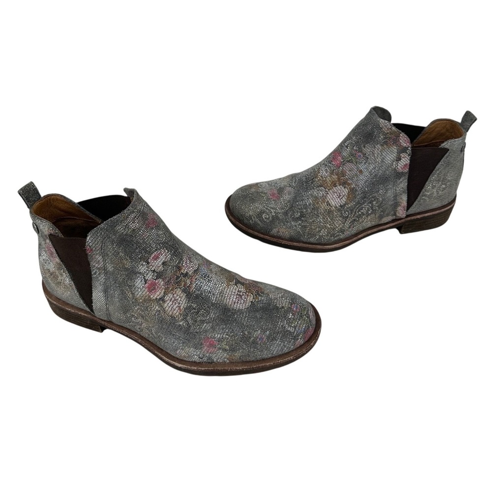 Sofft Women's 8M Floral Metallic Silver Leather Ankle Boots Chelsea Booties boo